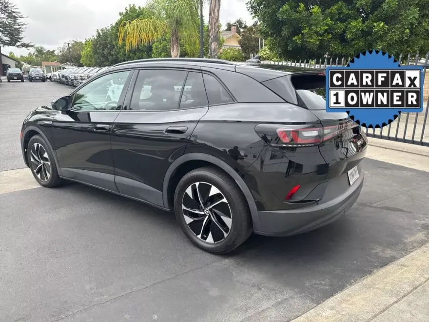 2021 Volkswagen ID.4 Pro photo 1