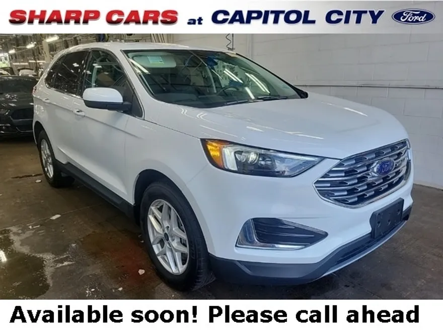 2022 Ford Edge SEL photo 1