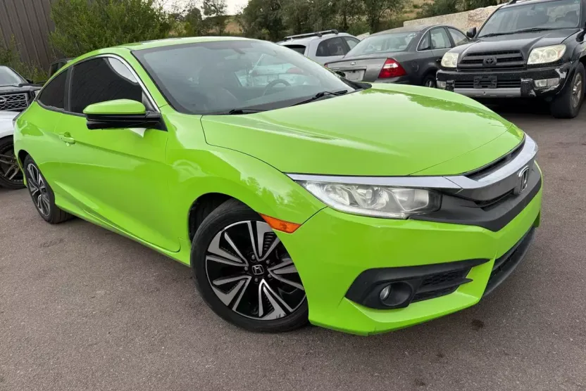 2016 Honda Civic EX-L photo 1