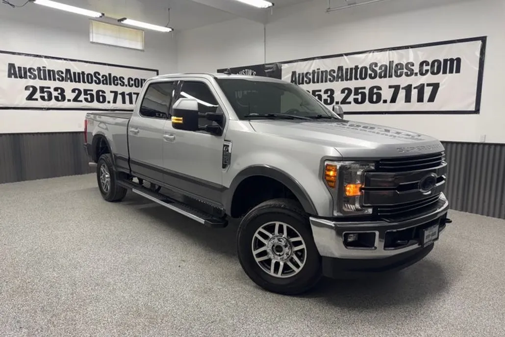 2019 Ford F-250 Lariat photo 1