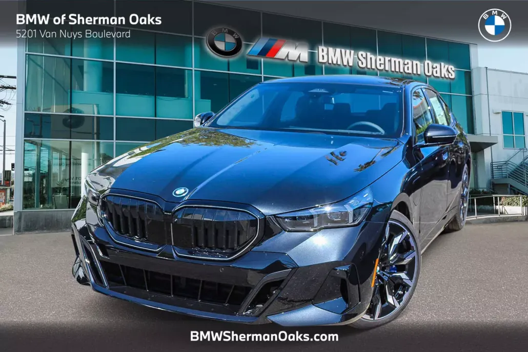 2026 Bmw 550e xDrive photo 1