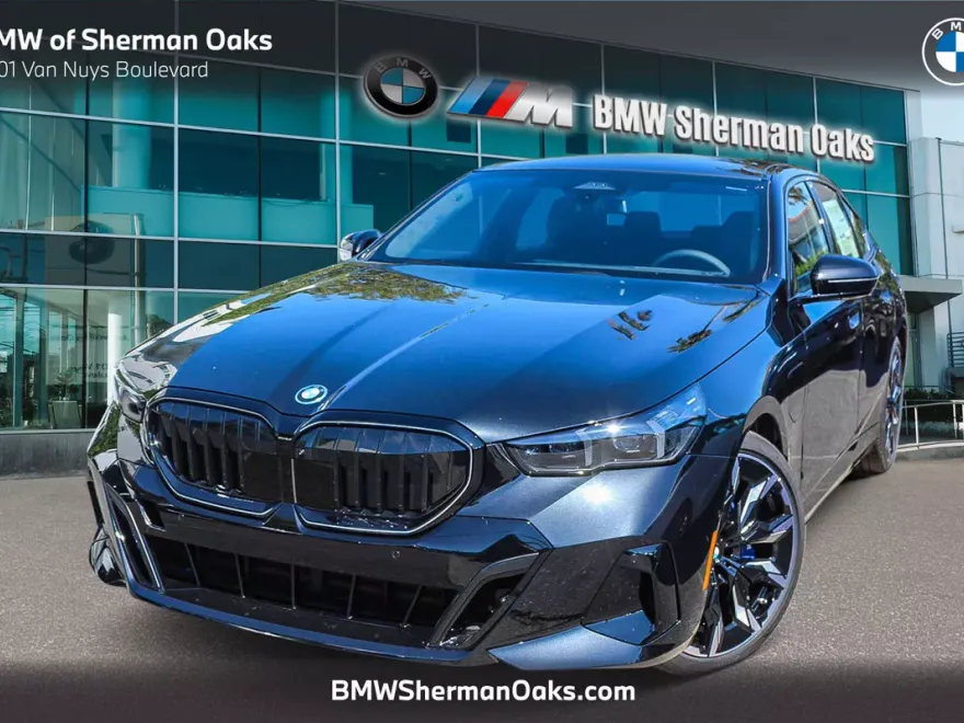 2026 Bmw 550e xDrive photo 1