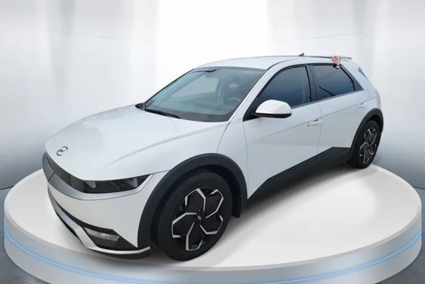 2024 Hyundai Ioniq 5 SEL photo 1