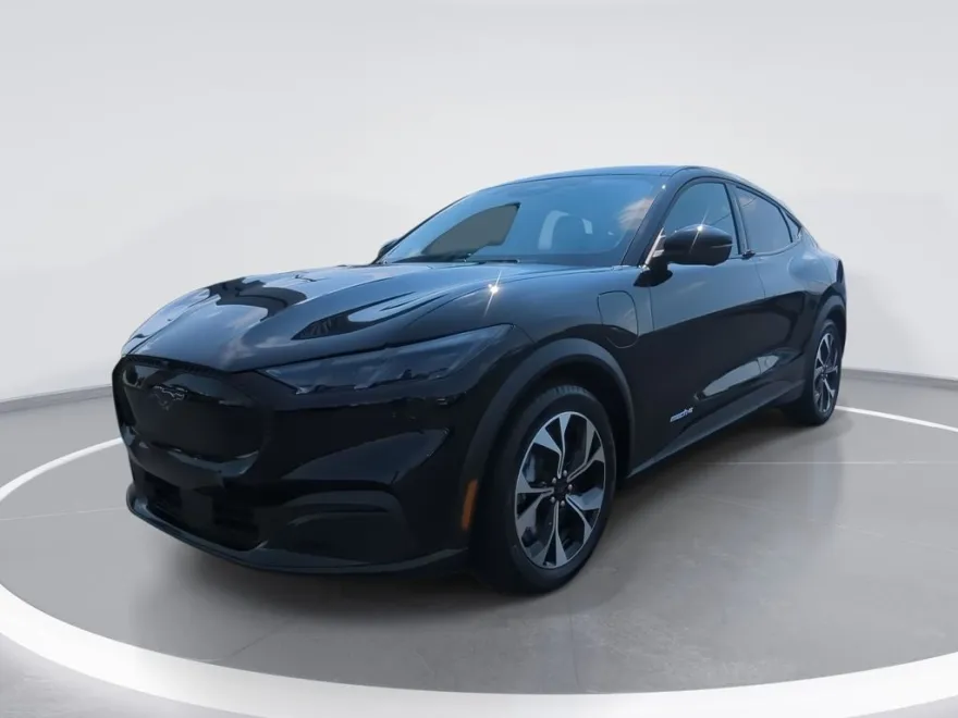 2025 Ford Mustang Mach-E Select photo 1