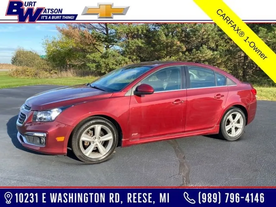 2016 Chevrolet Cruze LT photo 1