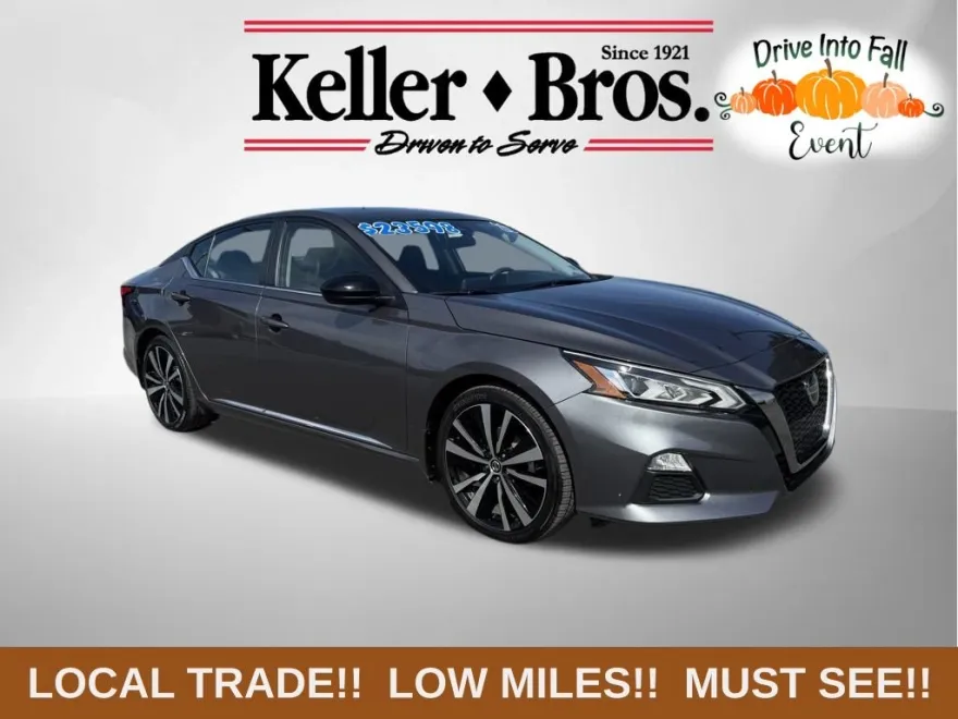 2022 Nissan Altima 2.5 SR photo 1