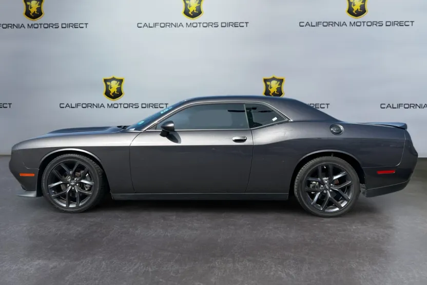 2023 Dodge Challenger GT photo 1