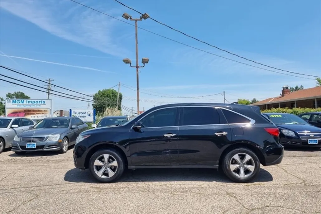 2016 Acura MDX SH-AWD photo 1