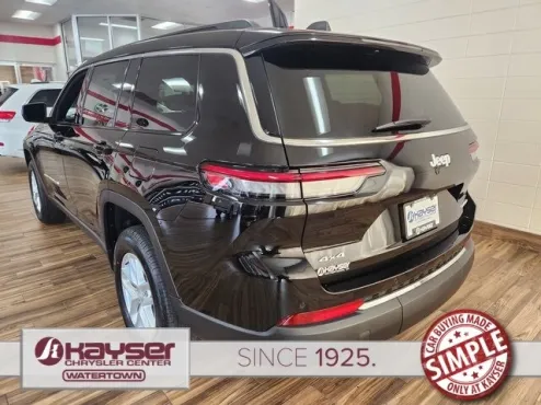 2025 Jeep Grand Cherokee Laredo X photo 4