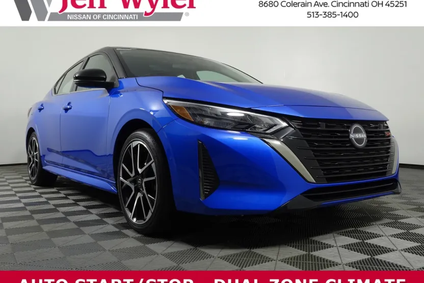 2025 Nissan Sentra SR photo 1