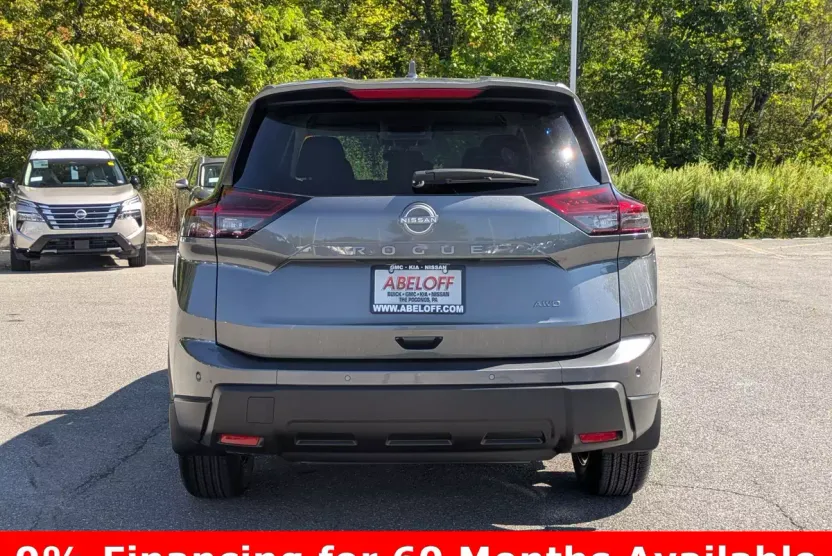 2026 Nissan Rogue SV photo 1