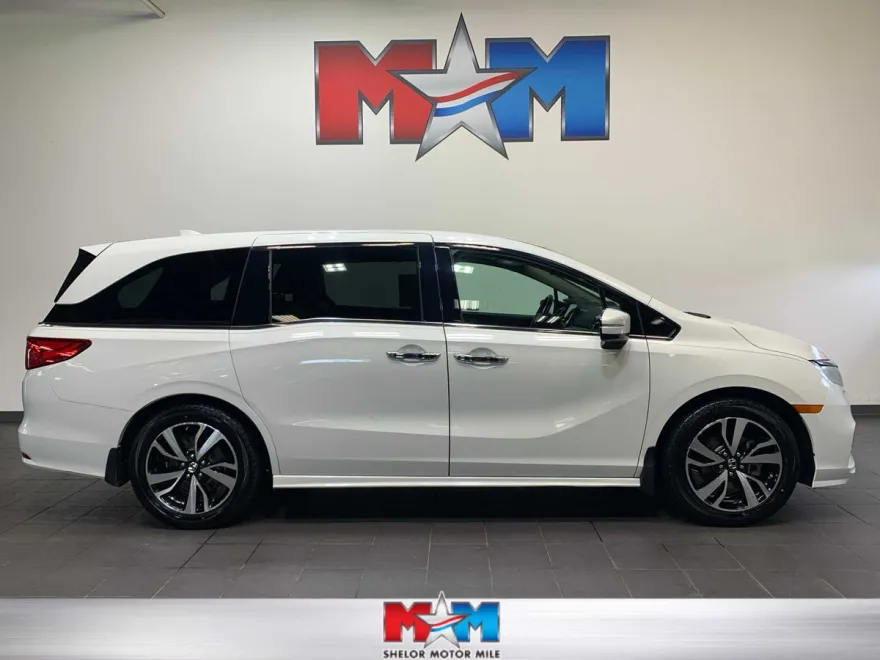 2020 Honda Odyssey Elite photo 1
