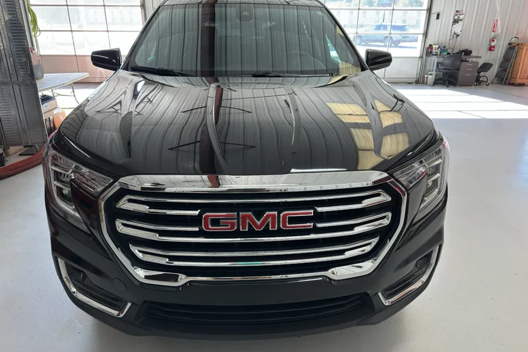 2024 Gmc Terrain SLT photo 1