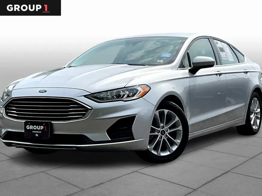 2019 Ford Fusion SE photo 1