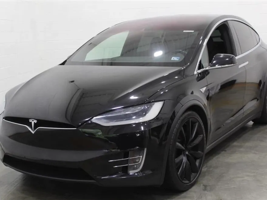 2016 Tesla Model X photo 1