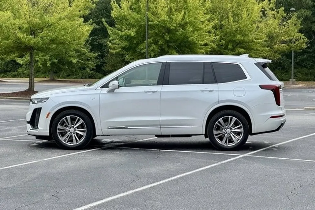 2023 Cadillac XT6 Premium Luxury photo 1