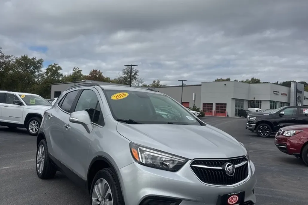 2018 Buick Encore Preferred photo 1