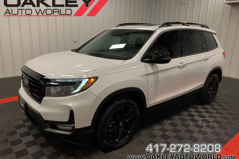 2024 Honda Passport Black Edition photo 1
