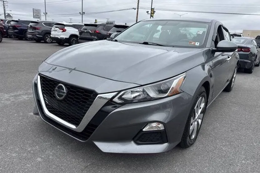 2020 Nissan Altima 2.5 S photo 1