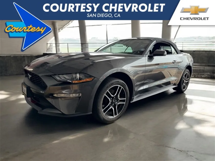 2018 Ford Mustang EcoBoost Premium photo 1