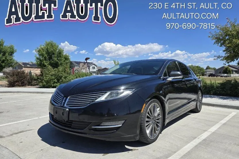 2014 Lincoln MKZ Base photo 1