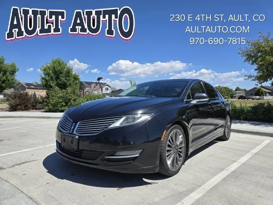 2014 Lincoln MKZ Base photo 1