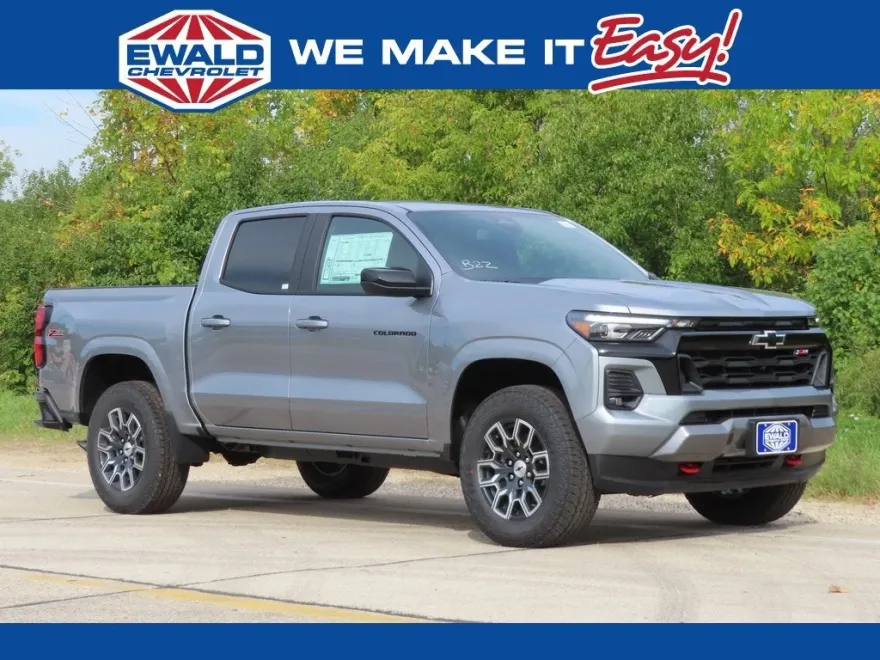 2026 Chevrolet Colorado Z71 photo 1