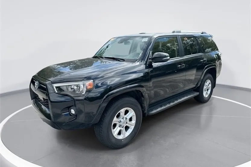 2024 Toyota 4Runner SR5 Premium photo 1