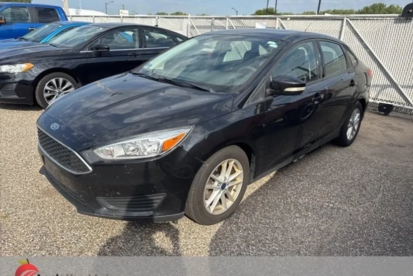 2015 Ford Focus SE photo 1