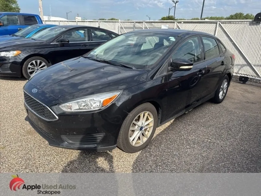 2015 Ford Focus SE photo 1