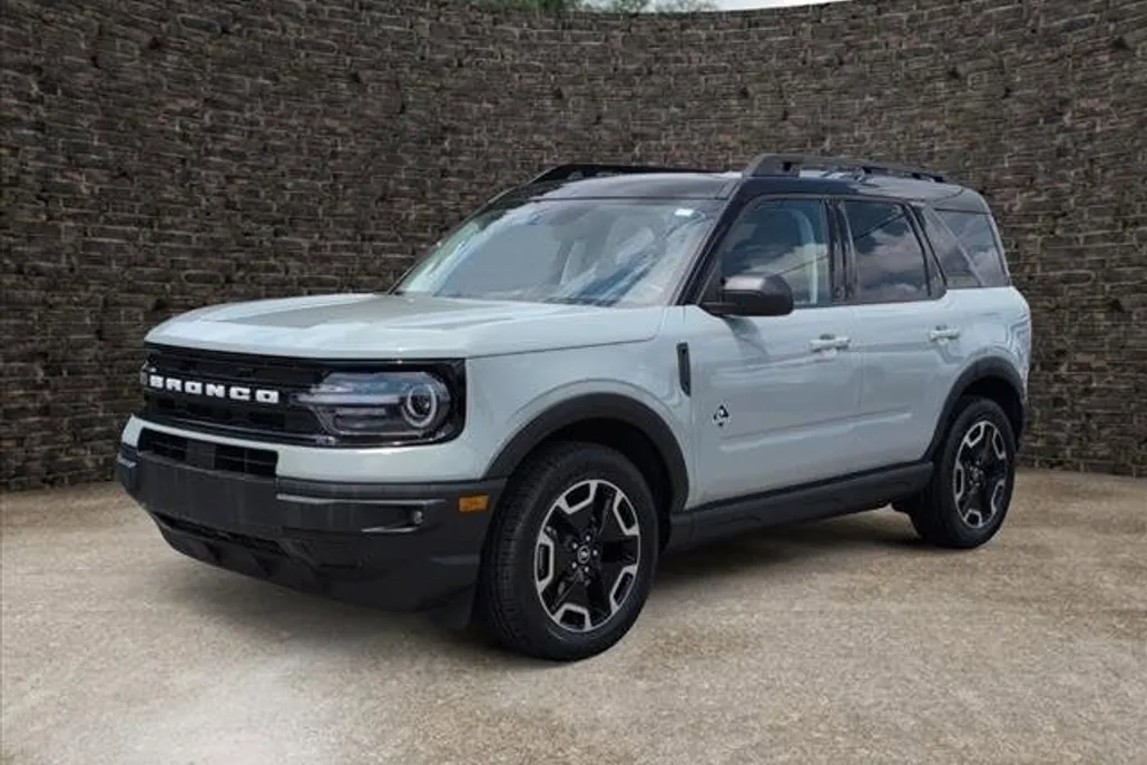 2022 Ford Bronco Sport Outer Banks photo 1