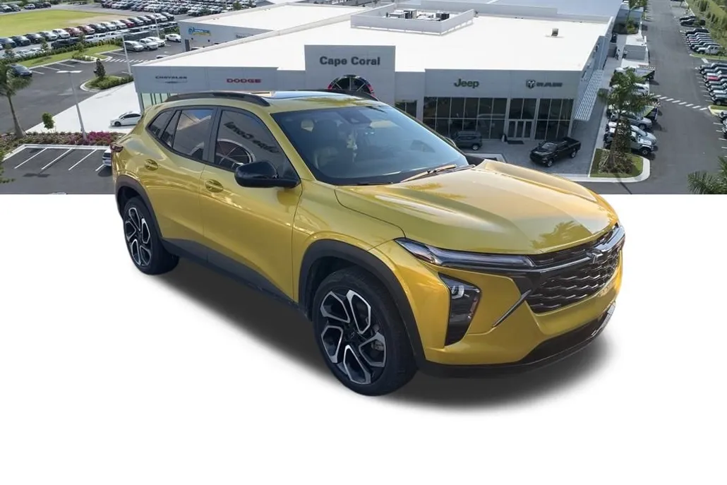 2024 Chevrolet Trax photo 1