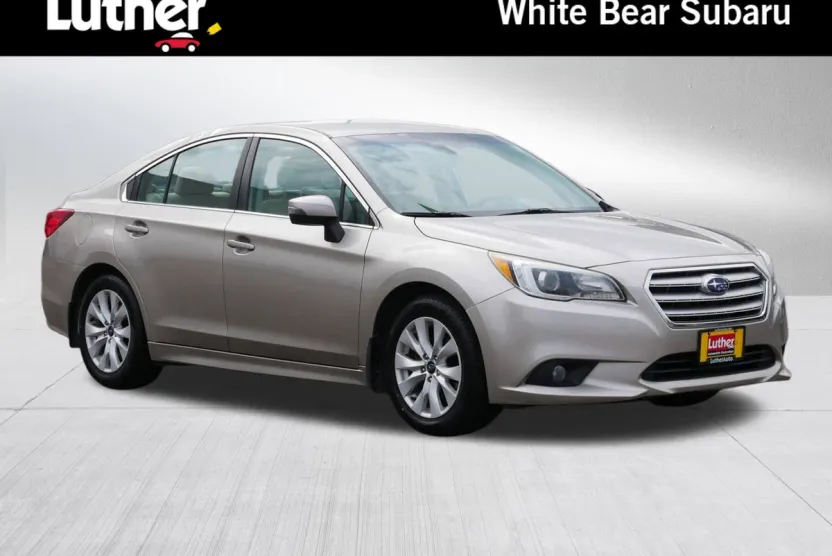 2016 Subaru Legacy 2.5i Premium photo 1