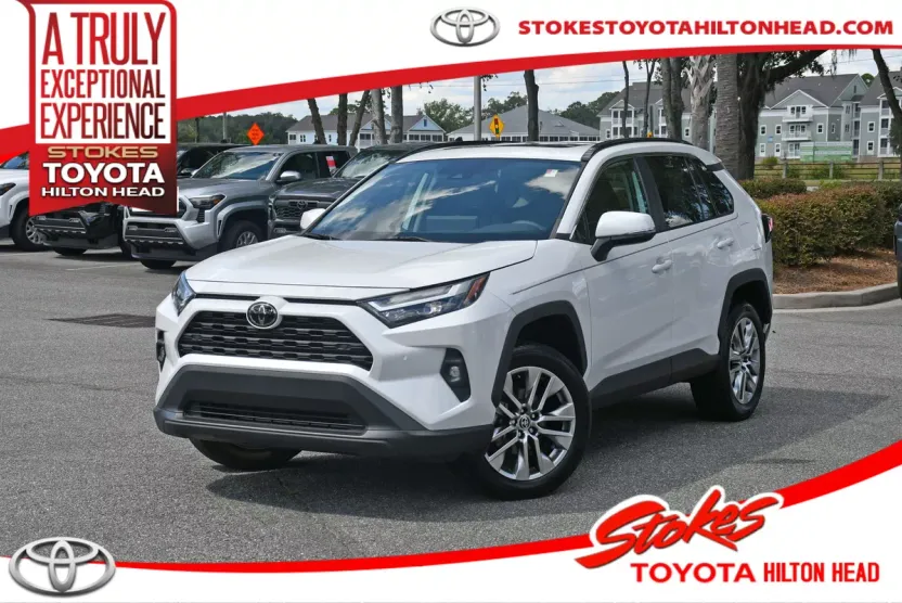2023 Toyota RAV4 XLE Premium photo 1