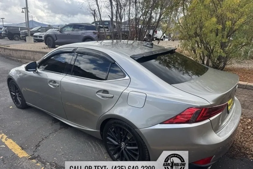 2014 Lexus IS 250 photo 1