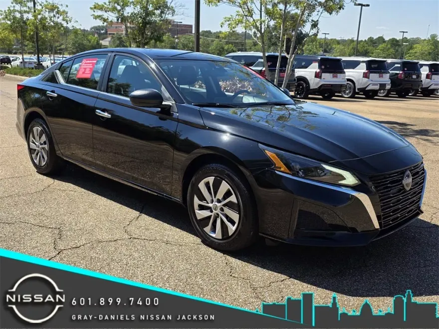 2025 Nissan Altima 2.5 S photo 1
