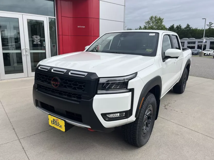 2025 Nissan Frontier PRO-4X photo 1