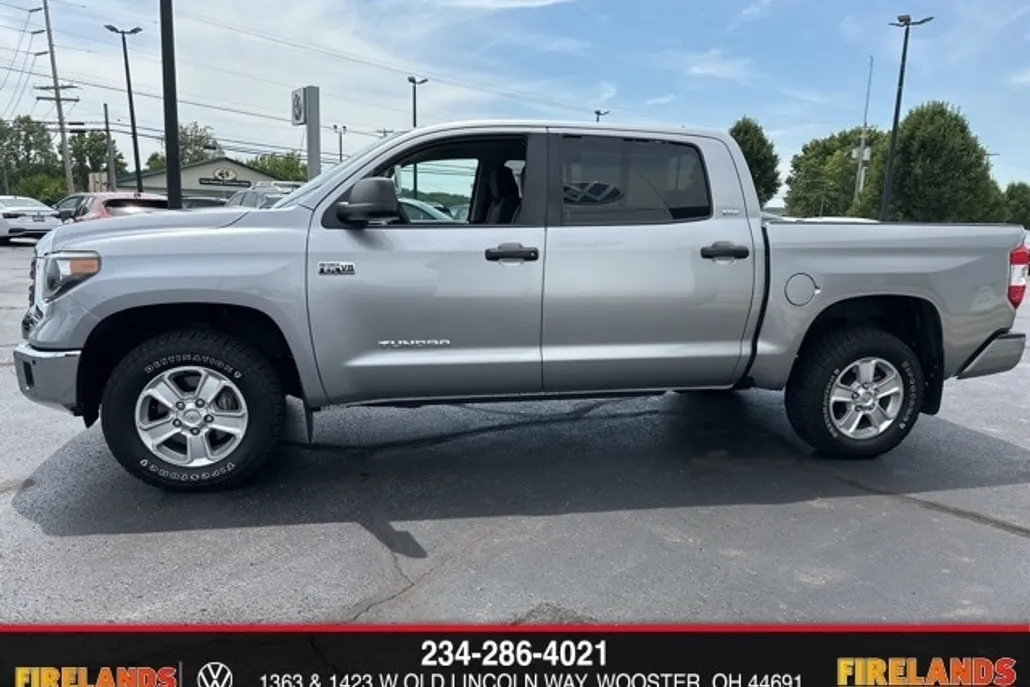 2019 Toyota Tundra SR5 photo 1