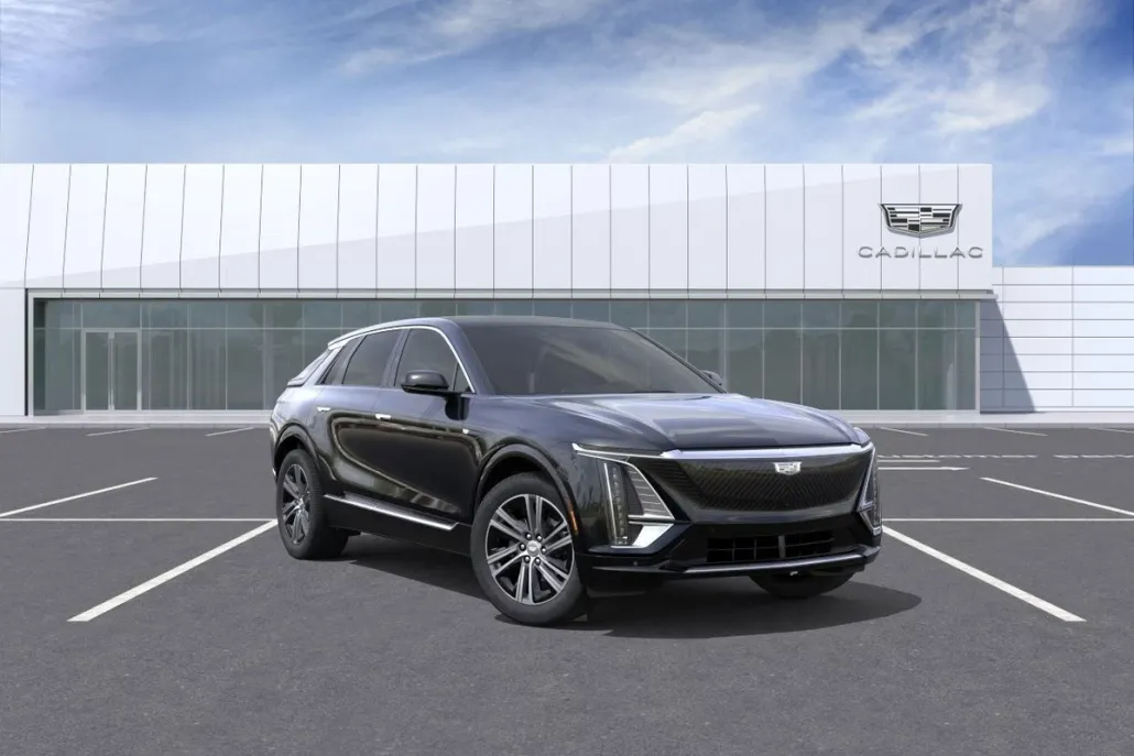 2025 Cadillac Lyriq Luxury photo 1
