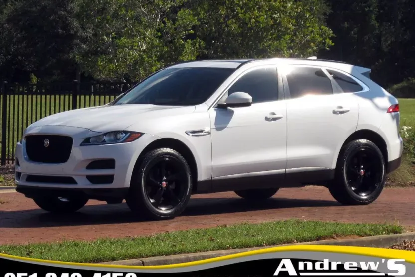 2019 Jaguar F-PACE Premium photo 1