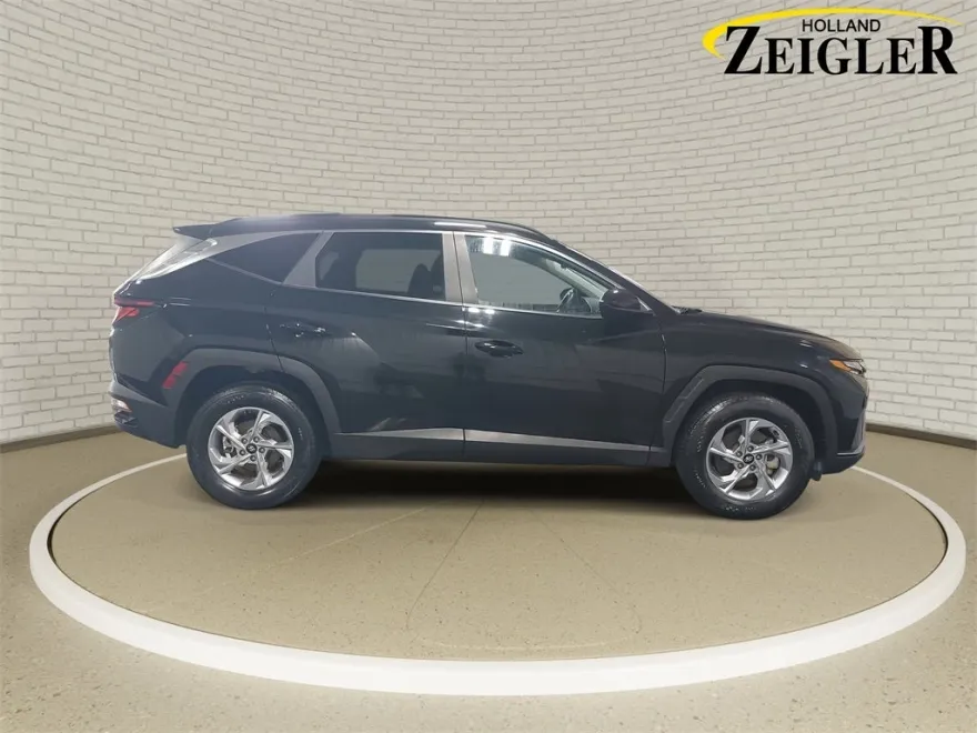 2024 Hyundai Tucson SEL photo 1