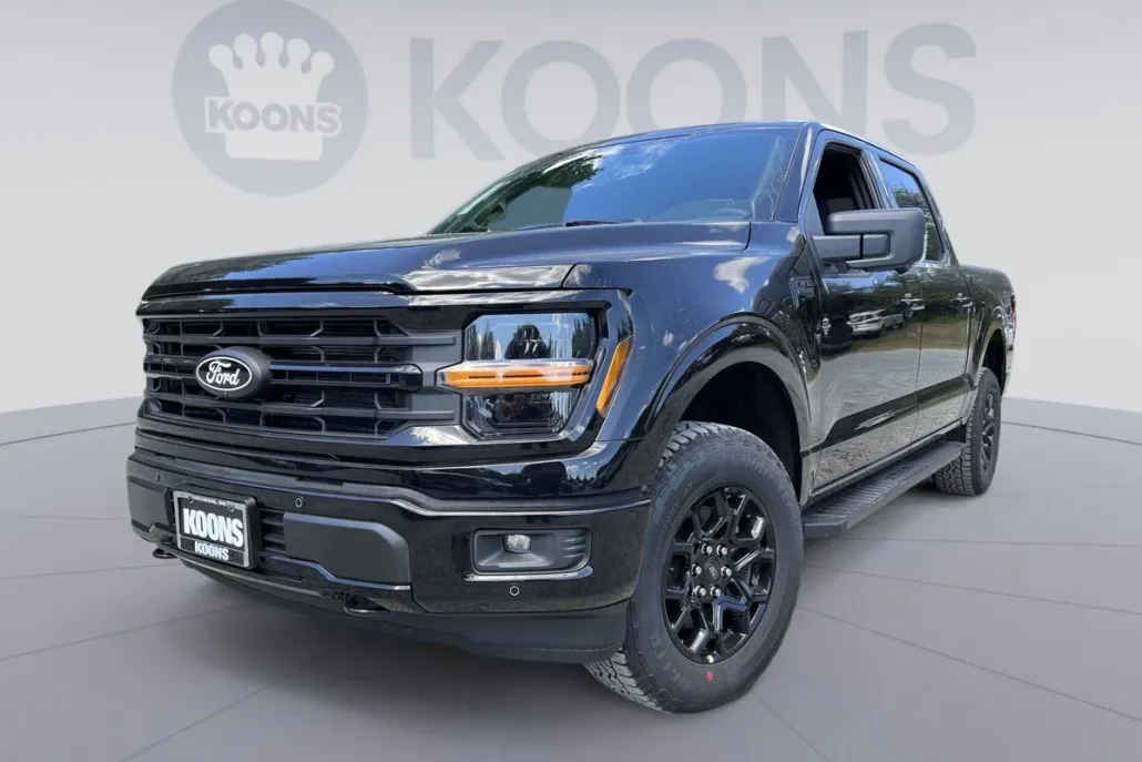 2025 Ford F-150 XLT photo 1