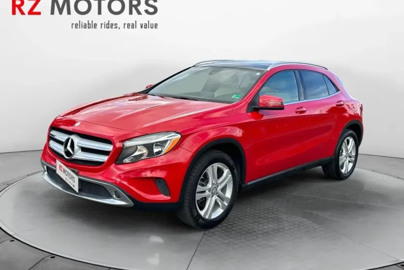 2016 Mercedes Benz GLA 250 4MATIC photo 1