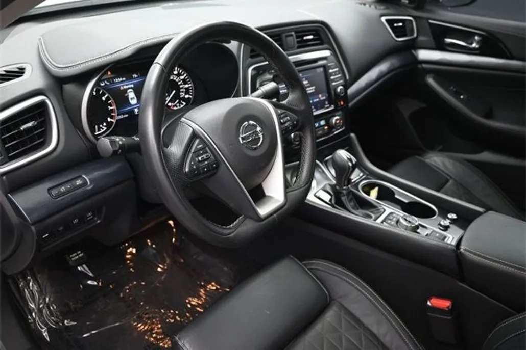 2021 Nissan Maxima Platinum photo 1