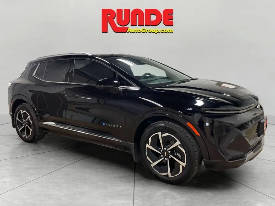2024 Chevrolet Equinox 1LT photo 1