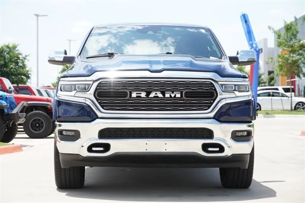 2023 Ram 1500 Limited photo 1