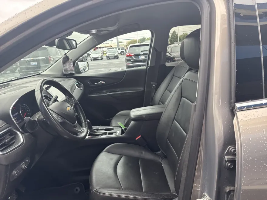 2019 Chevrolet Equinox Premier photo 1