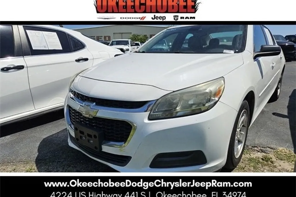 2015 Chevrolet Malibu LS photo 1