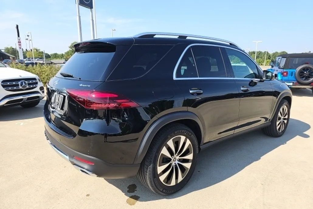 2025 Mercedes Benz GLE 350 4MATIC photo 1