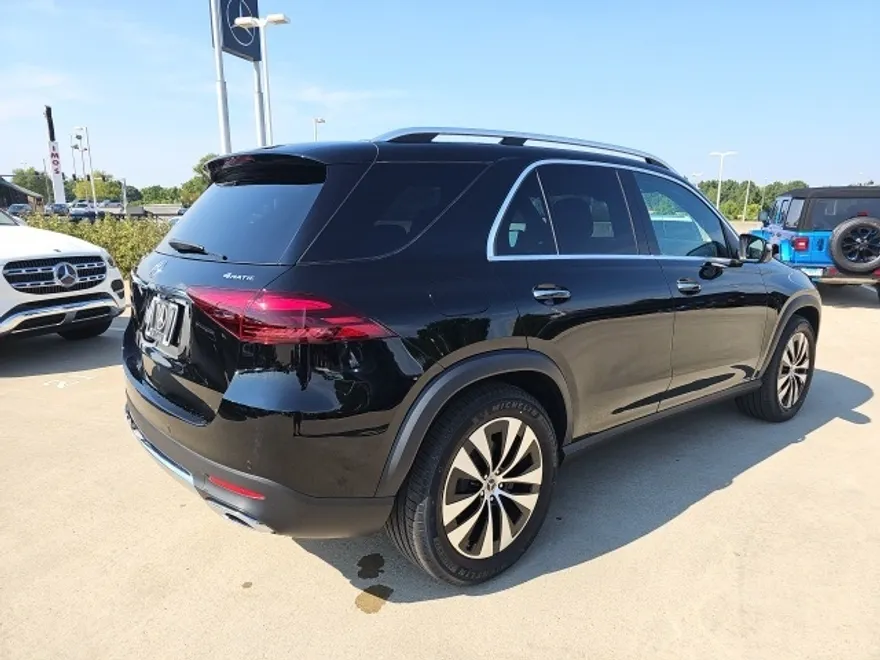 2025 Mercedes Benz GLE 350 4MATIC photo 1